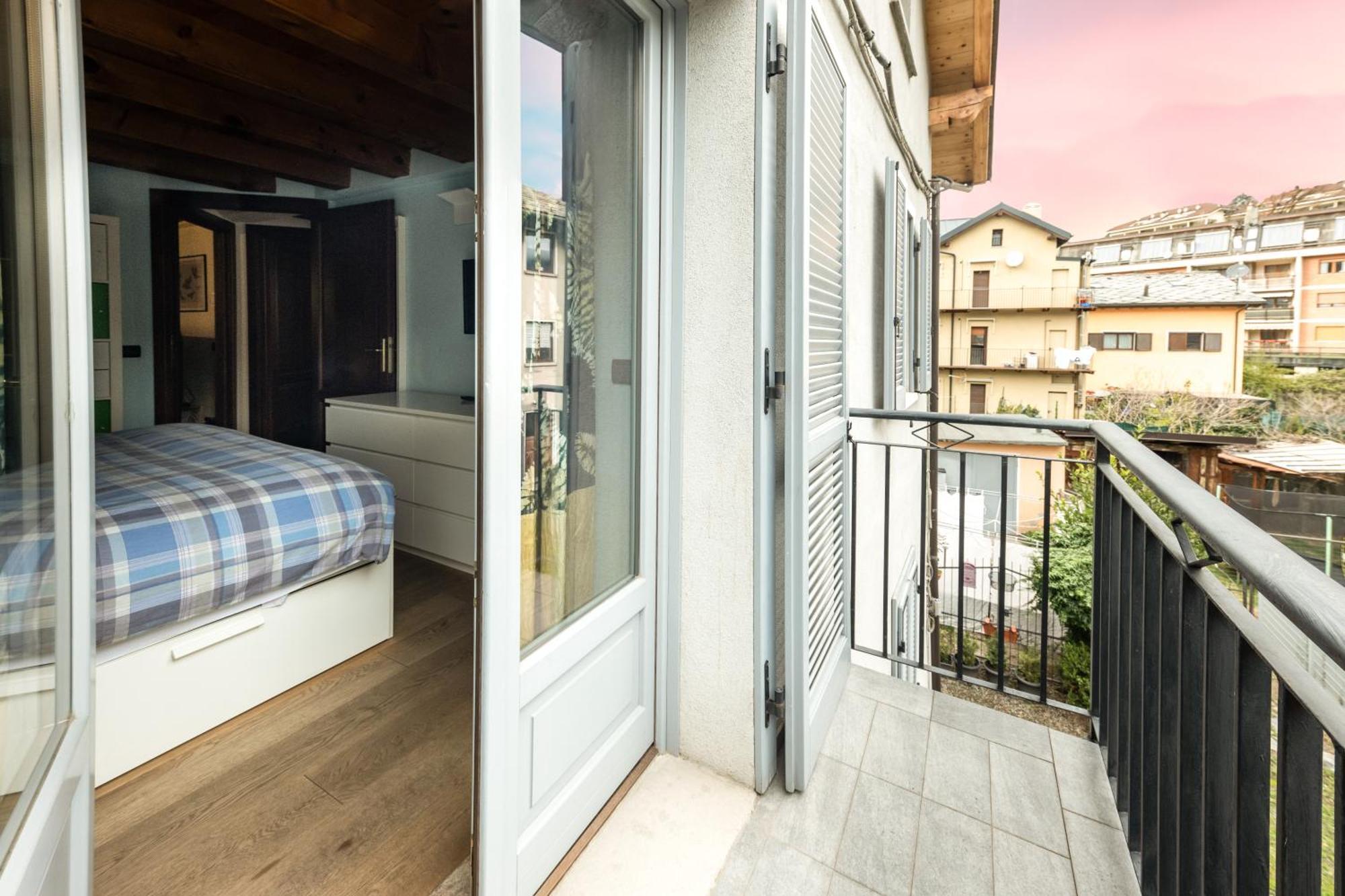 Alpine Apartment Aosta Exterior foto